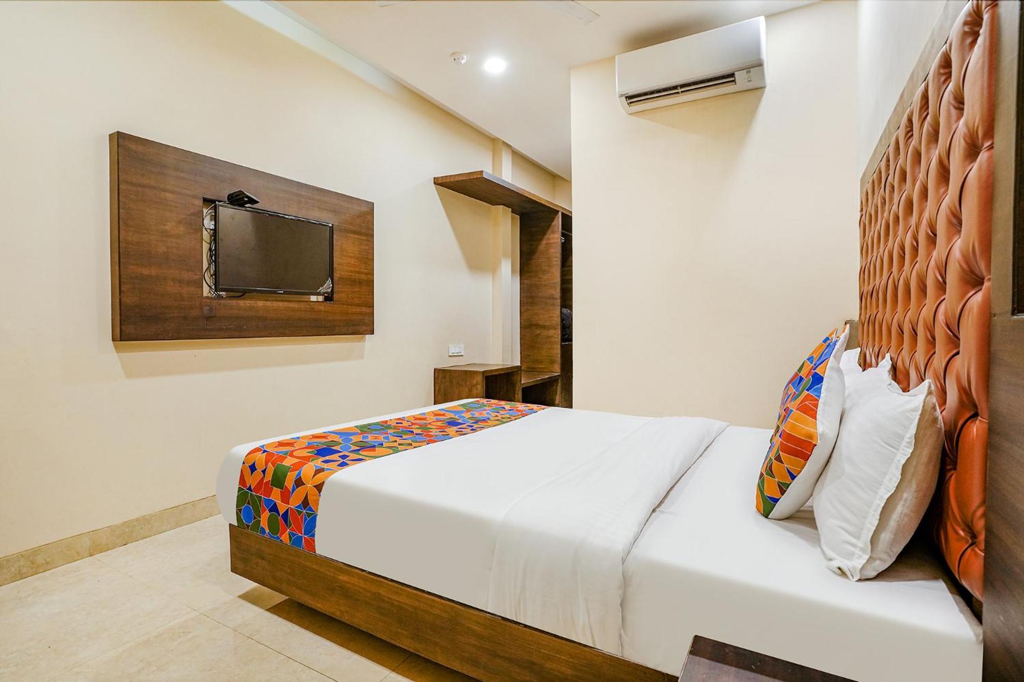 Fabhotel Vertigo Suites - Nr Bkc มุมไบ ภายนอก รูปภาพ